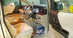 Toyota Vellfire V 2.4 FWD 8-Seater 2009 Gold