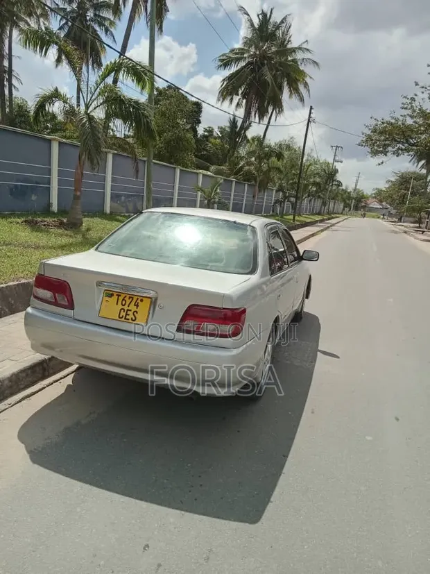 Toyota Carina 1.5 FWD Sedan 2001 Silver - 1