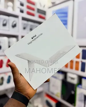 Apple iPad 10th Gen Folio Magic Keyboard