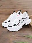 Sneakers Nyeupe Zenye Michoro ya Moyo Pink - 2