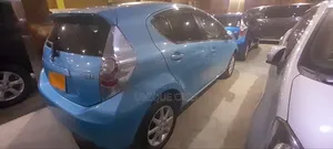 Toyota Aqua 2013 Bluu