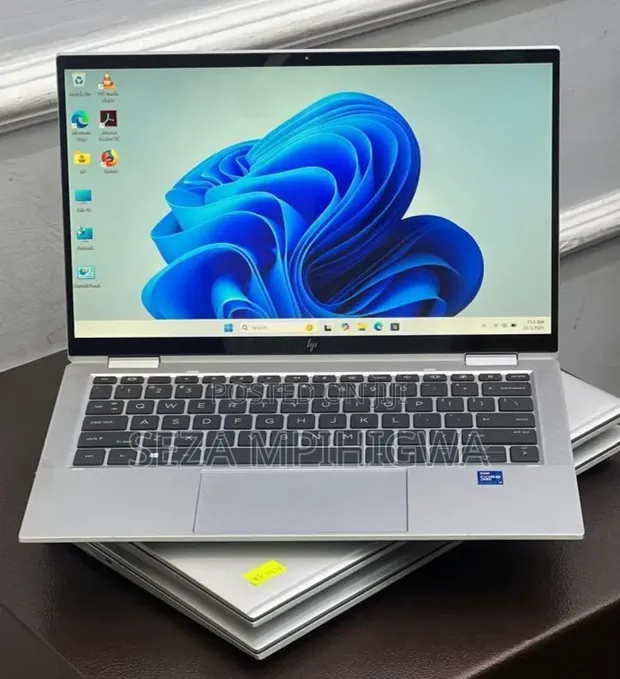 Laptop HP EliteBook x360 1040 G8 - Core i5, 16GB RAM, 256GB SSD - 1