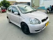 Toyota Vitz 2003 Nyeupe - 3