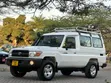 Toyota Land Cruiser 2010 White - 4