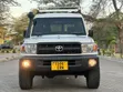 Toyota Land Cruiser 2010 White - 5