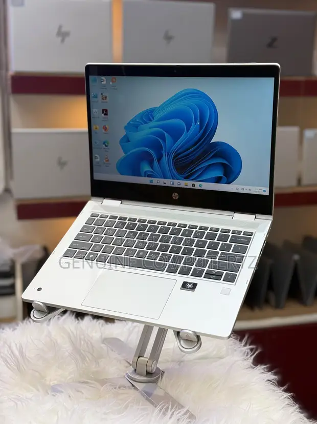 Laptop HP ProBook x360 435 G9 16GB RAM, 256GB SSD - 1