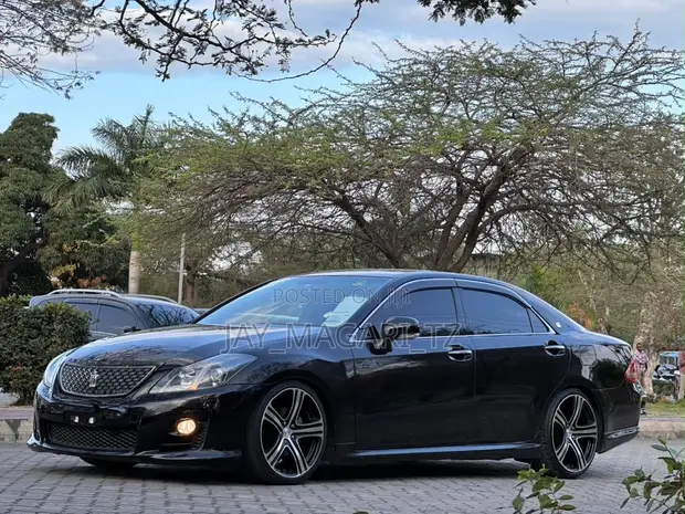 Toyota Crown Athlete 2008 - 1