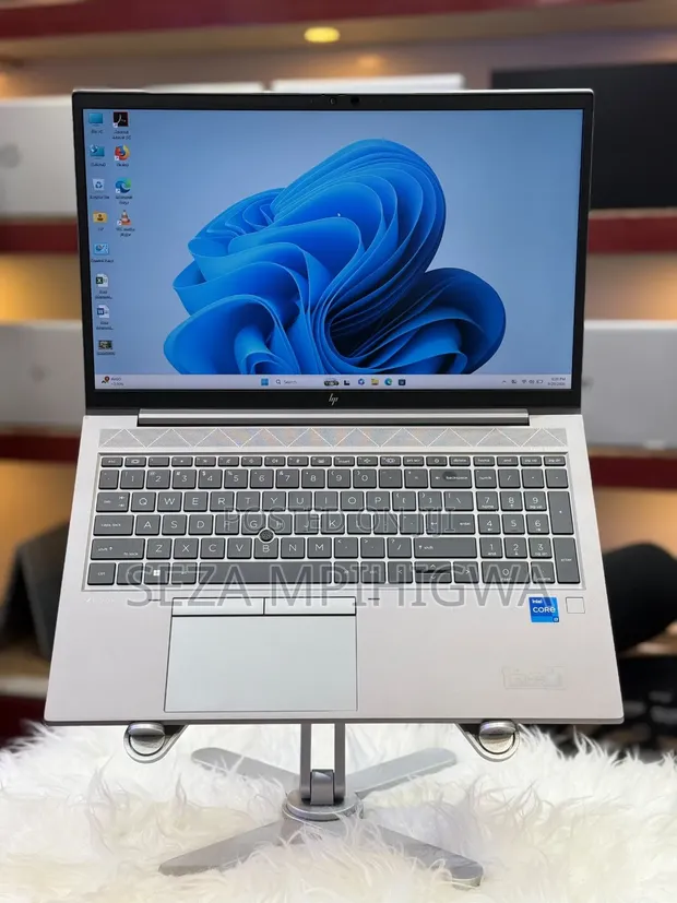 HP ZBook Fury 15 G8 Mobile Workstation - 1