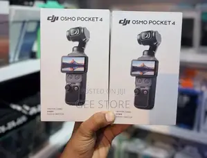 DJI Osmo Pocket 4 Creator Combo