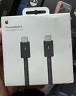 Thunderbolt 4 Pro Cable (1m) - 1
