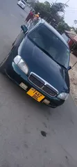 Toyota Starlet 2003 Beige - 3