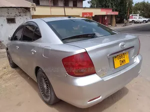 Toyota Allion 2005 Nyeupe