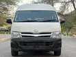 Toyota Quantum 2005 Nyeupe - 4