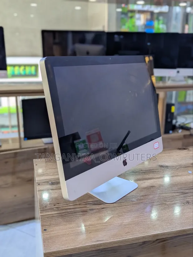 Apple iMac 2011 22" Kompyuta Mezani - 1
