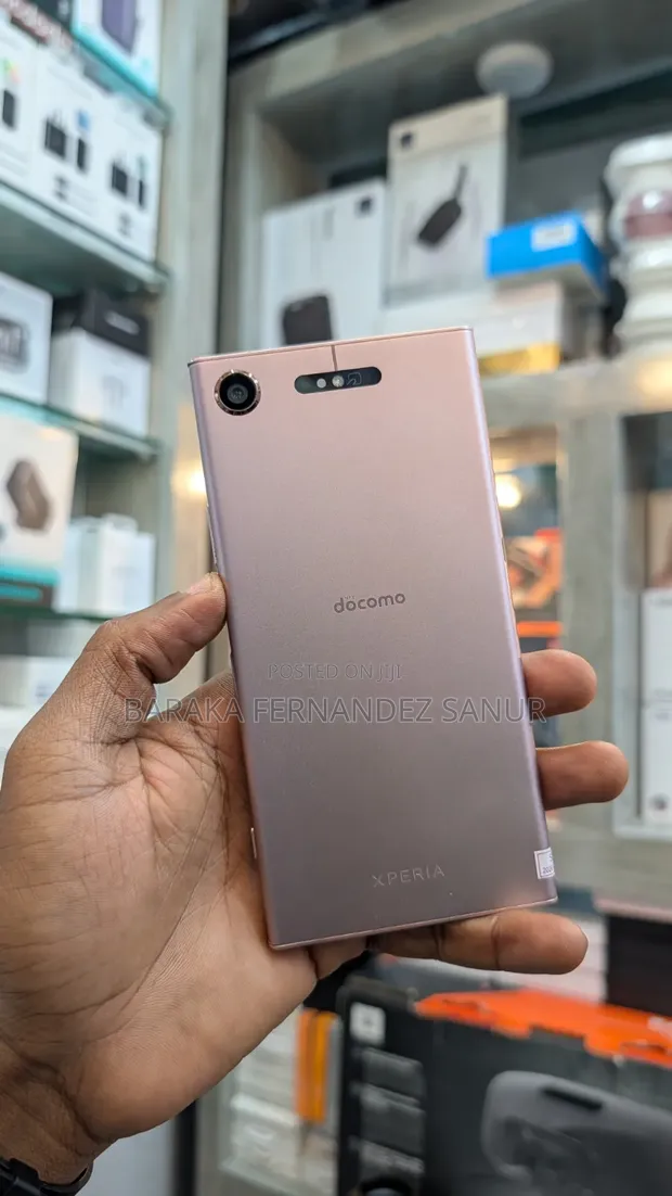 Sony Xperia XZ1 64GB Bronze - 1