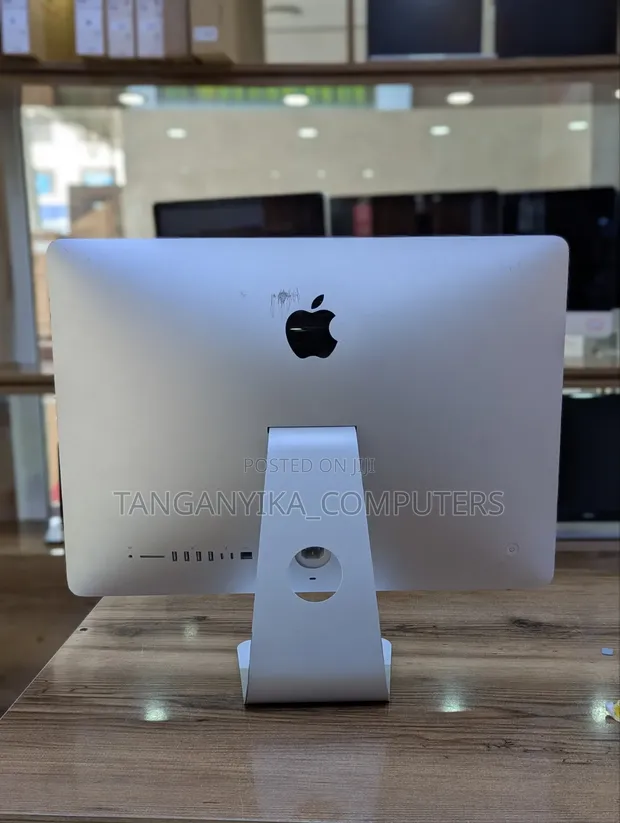 Apple iMac 2019 22" Core i7 16GB RAM 1TB HDD - 1