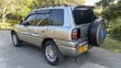 Toyota RAV4 2004 Nyeupe - 3