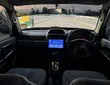 Mitsubishi Pajero 2001 Nyeupe - 4