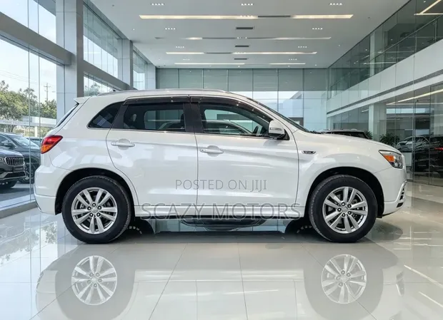Mitsubishi RVR 2010 White - 1