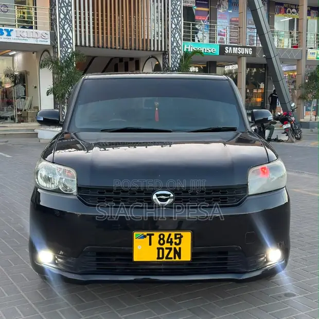 Toyota Corolla Rumion 2009 Black - 1