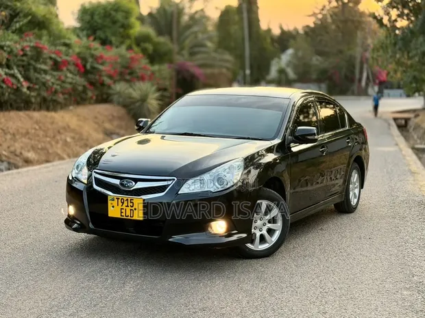 Subaru Legacy 2009 Black - 1