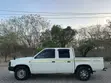 Nissan DoubleCab 2000 White - 4