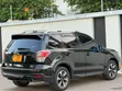 Subaru Forester 2017 Nyeusi - 2