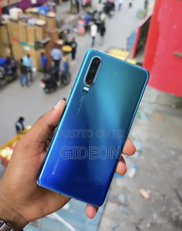 Huawei P30 128GB Blue - 1
