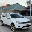 Mitsubishi Outlander 2008 Nyeupe - 1