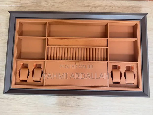 90cm Large Jewelry Organizer - Brand New - 1