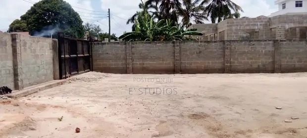 Kiwanja cha Makazi Kinauzwa - 794sqm Tuangoma, Dar es Salaam - 1