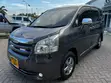 Toyota Noah 2.0 143hp AWD (7 Sehemu) 2007 Kijivu - 1