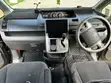 Toyota Noah 2.0 143hp AWD (7 Sehemu) 2007 Kijivu - 5