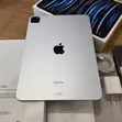 New Apple iPad Pro 11" (2022) 128GB Gray - 3