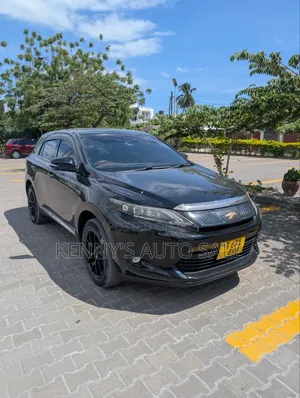 Toyota Harrier 2.0 4WD 2015 Black
