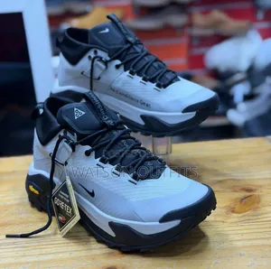 Men's Nike Design Leather Shoes