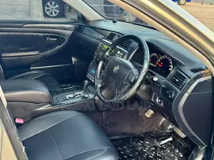 Toyota Crown 2006 Nyeupe