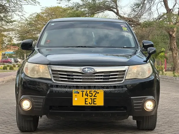 Subaru Forester 2009 Black - 1