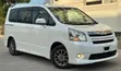 Toyota Noah 2009 - 3