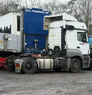 Mercedes-Benz Actros MP4 Truck (2017)