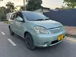 Toyota Raum 2005 Nyeupe - 2