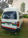 Toyota Grand HiAce 2000 - 5