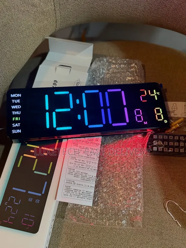 6678R Large RGB LED Digital Wall Alarm Clock (USB Wired) - 1