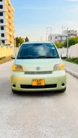 Toyota Porte 2005 Beige - 1