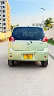 Toyota Porte 2005 Beige - 2