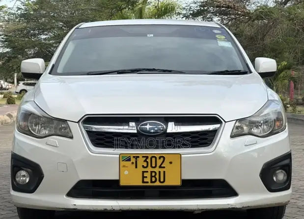 Subaru Impreza 2010 White - 1
