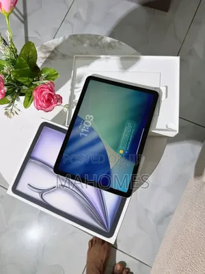 New Apple iPad Air 11" (2024) 128GB Gray