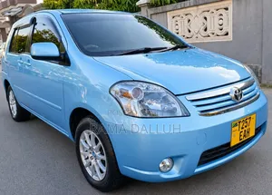 Toyota Raum 2004 Bluu