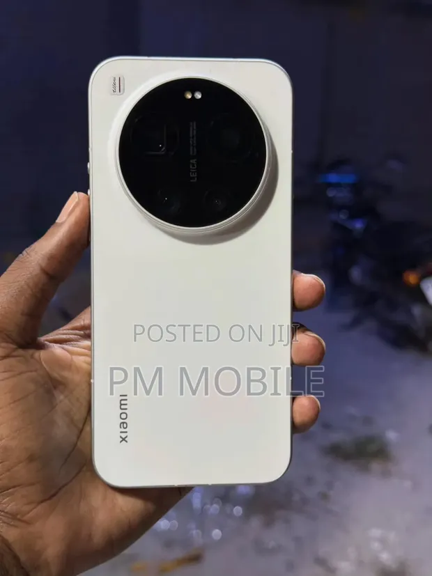 Xiaomi 17 Ultra 512GB Used - 1