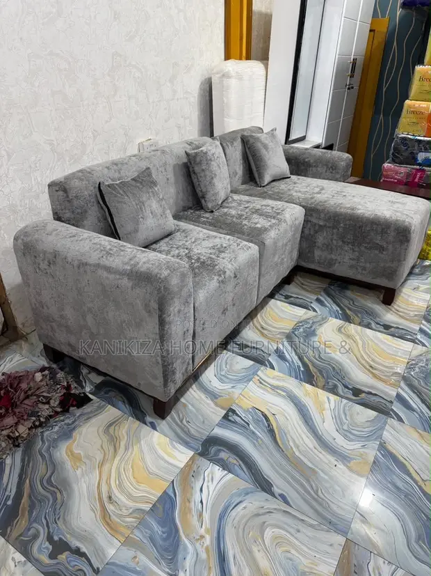 Brand New L-Shaped Sofa for 4 People - 1